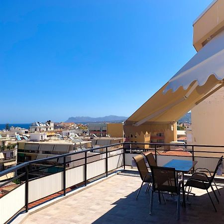 Central Huge Apartment Chania  Bagian luar foto