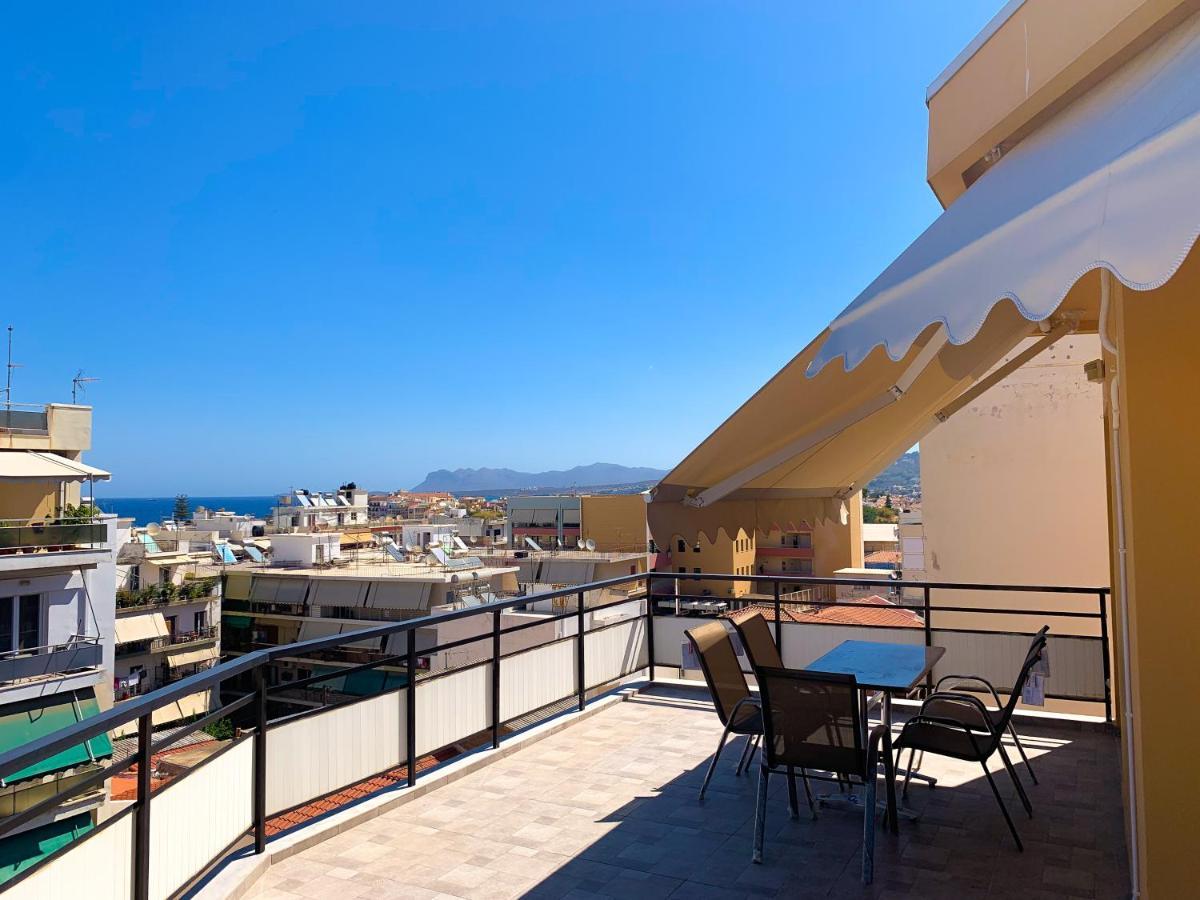 Central Huge Apartment Chania  Bagian luar foto